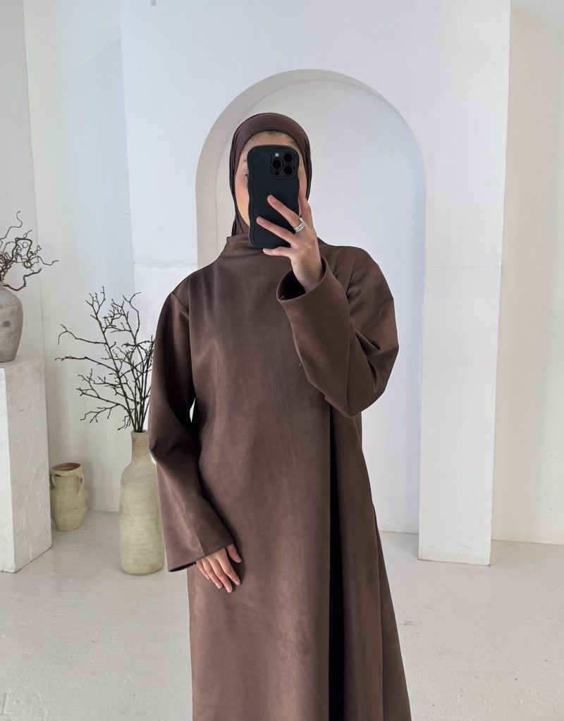 BROWN SUEDE CLOSED ABAYA