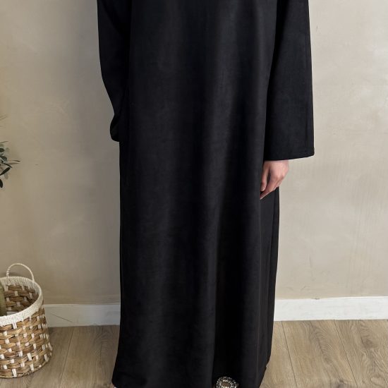 BLACK SUEDE CLOSED ABAYA