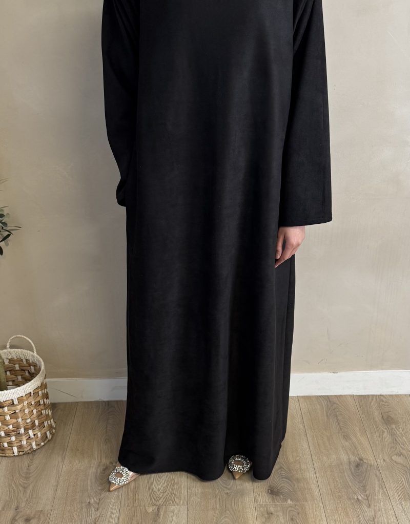 BLACK SUEDE CLOSED ABAYA